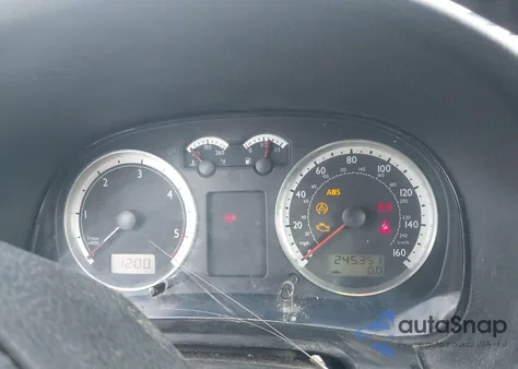 2004 Volkswagen Jetta Gls Tdi из США, поврежденный, VIN 3VWSR69M44M119273